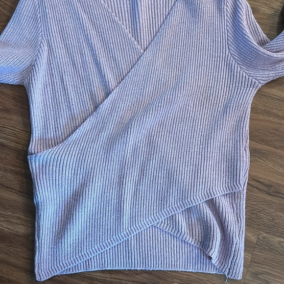 Wrap sweater - Picture 3 of 3